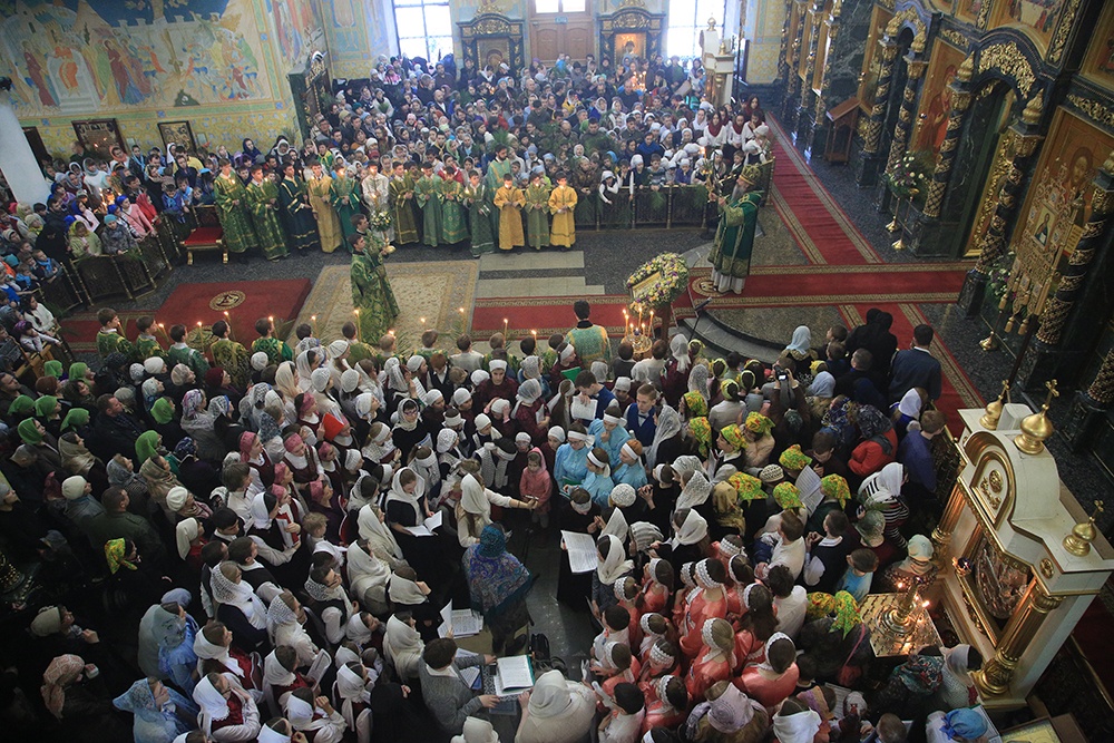 1 апреля на праздник Входа Господня в Иерусалим состоится «детская» Божественная литургия